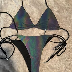 Holographic bikini